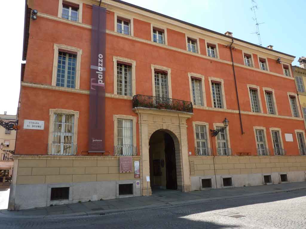 Palazzo_Dalla_Rosa_Prati_01