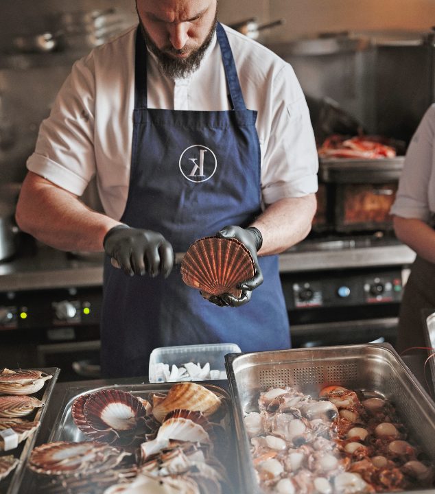 scallop opening